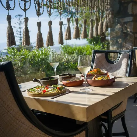Asty Mykonos & - World Of One Group מלון 5*