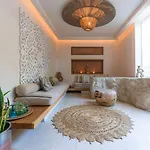 Asty Mykonos & - World Of One Group Hotell