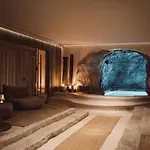 Asty Mykonos & - World Of One Group Ξενοδοχείο 5*