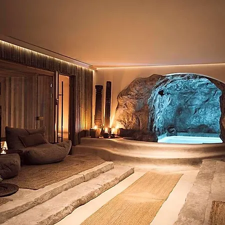 Asty Mykonos & - World Of One Group