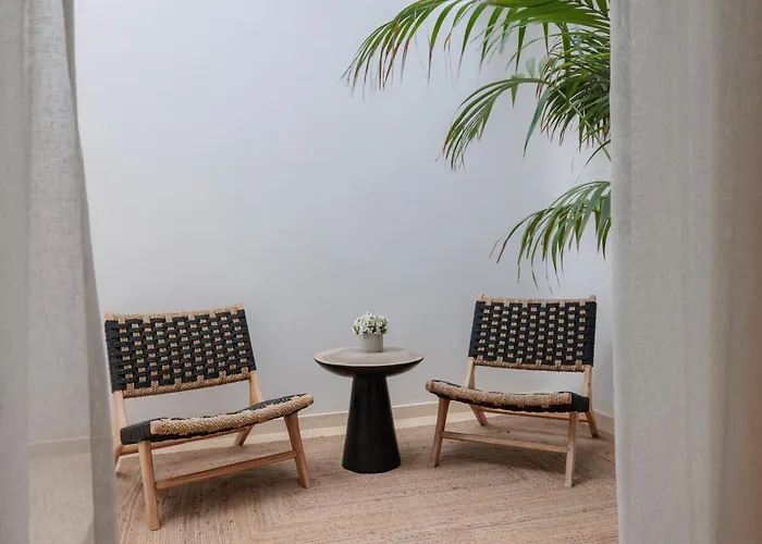 Asty Mykonos & - World Of One Group Ξενοδοχείο 5*