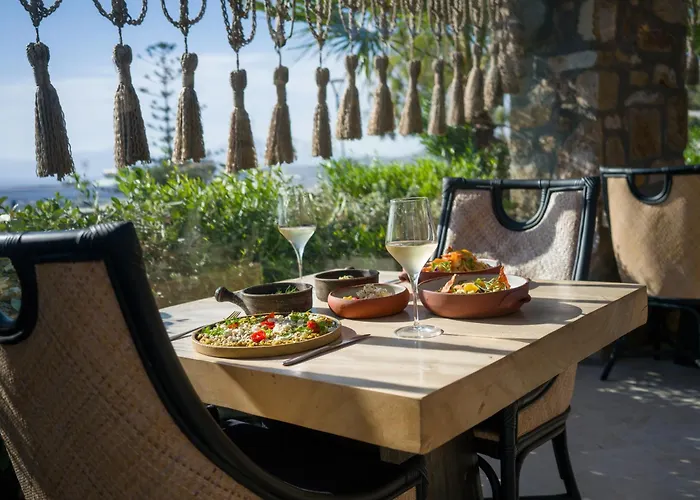 Asty Mykonos & - World Of One Group Ξενοδοχείο 5*